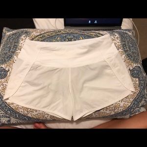 Lululemon Run Times 4” Short NWOT